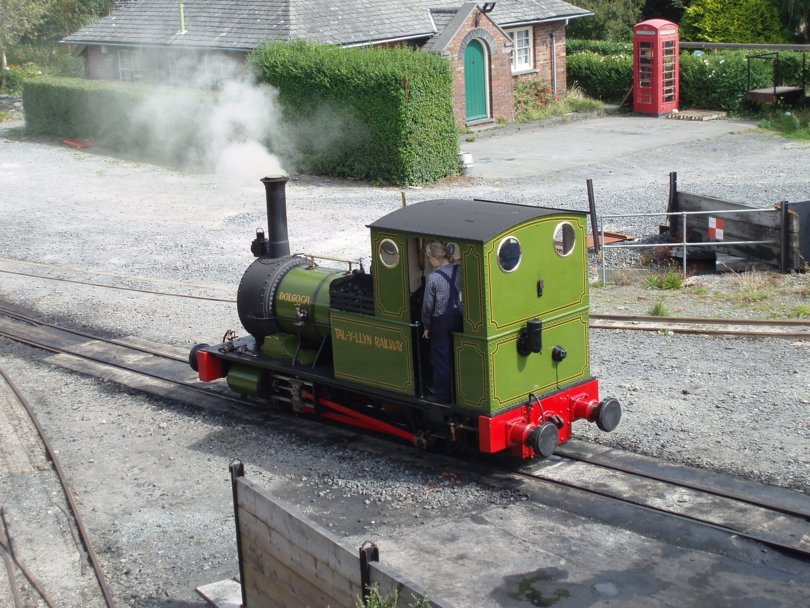 DOLGOCH at Tywyn Wharf - Narrow Gauge railway Photo Gallery