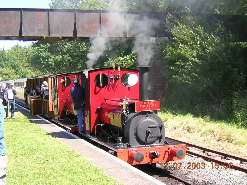 Bala Departure - Narrow Gauge railway Photo Gallery