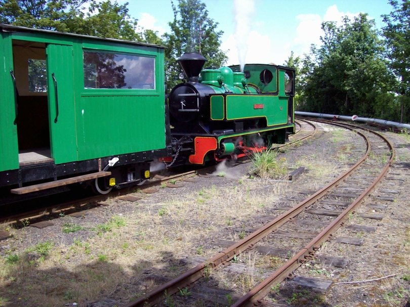 Triumph at Sittingbourne - Narrow Gauge railway Photo Gallery