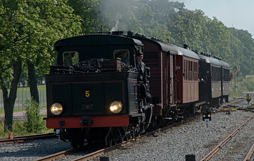 service train approaching Uppsala Östra