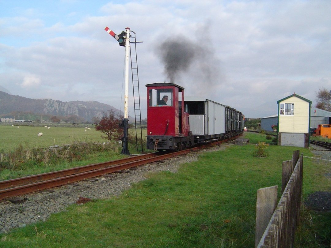 Kinnerley & train